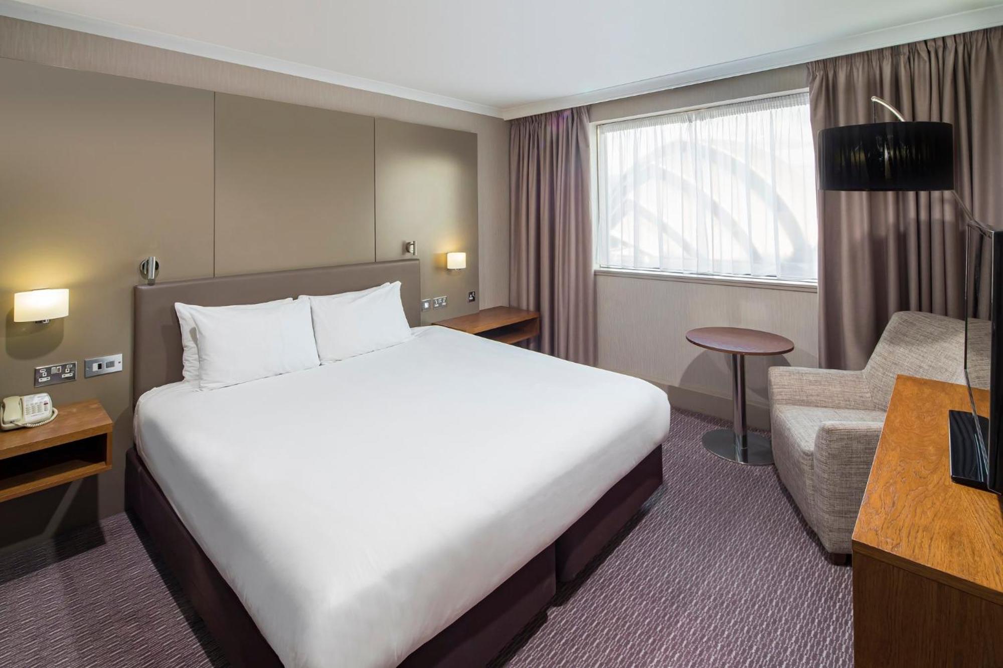 One-Bedroom King Suite