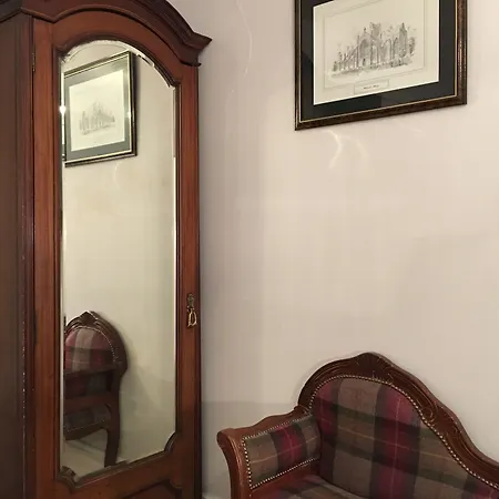 The Alamo Guest House-3